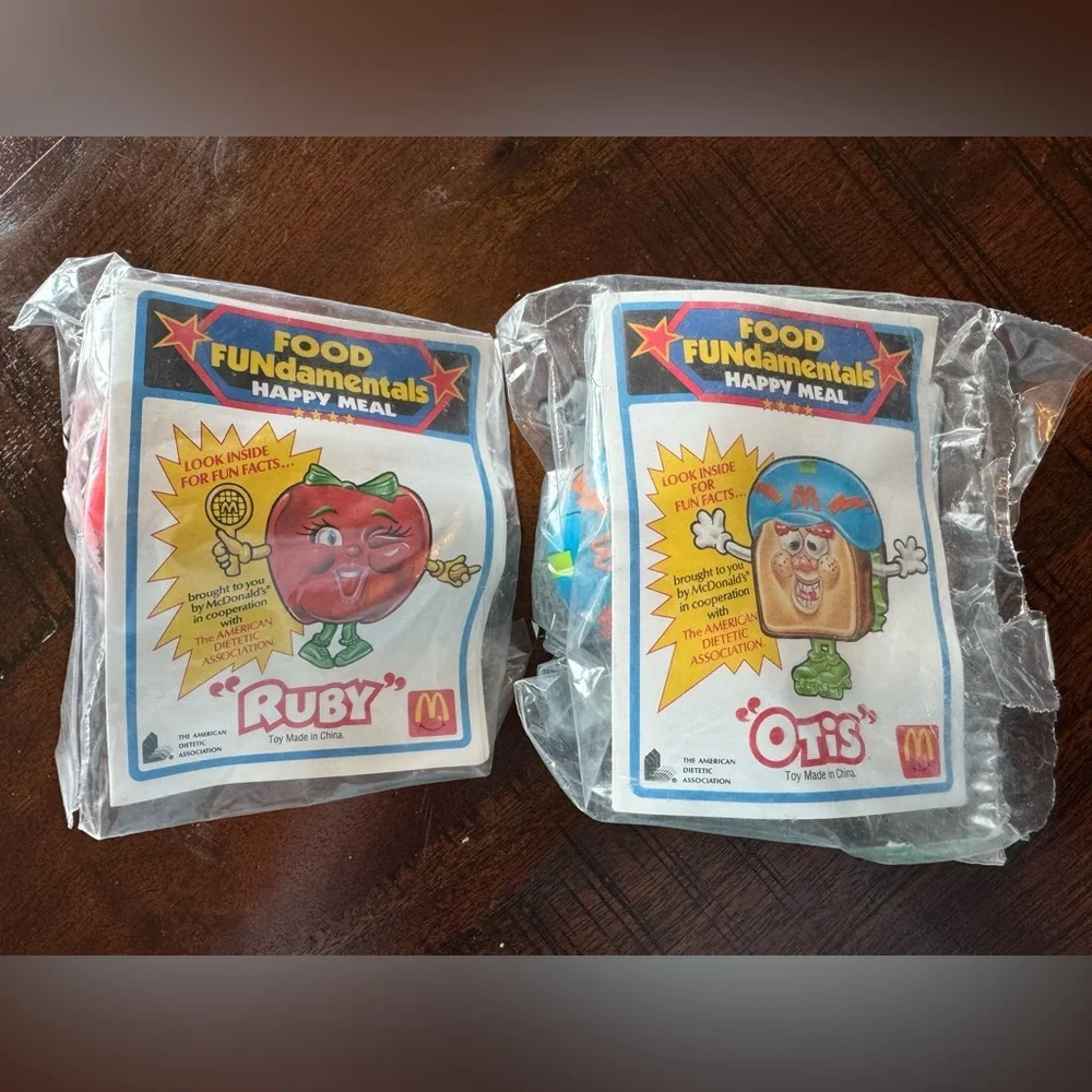 Vintage 1992 McDonald’s Food FUNdamentals Happy Meal Toys Ruby & Otis Sealed Lot